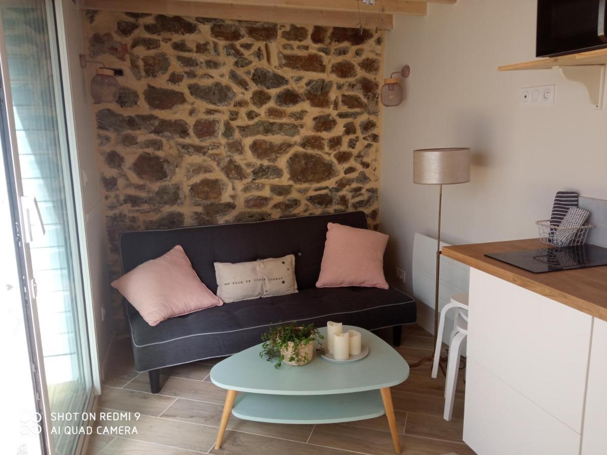 Charmant Logement T2 A 2 Pas De La Mer กรองวิลล์ ภายนอก รูปภาพ