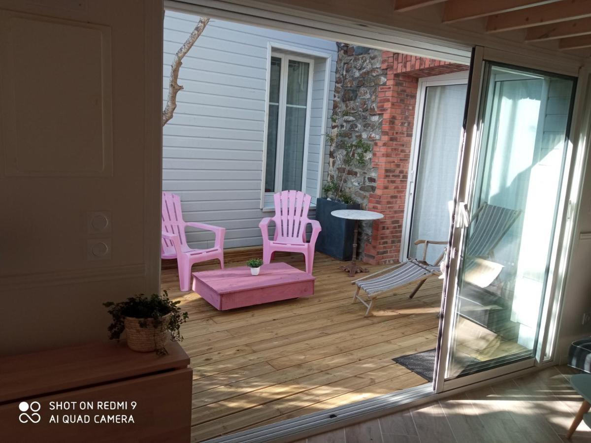 Charmant Logement T2 A 2 Pas De La Mer กรองวิลล์ ภายนอก รูปภาพ