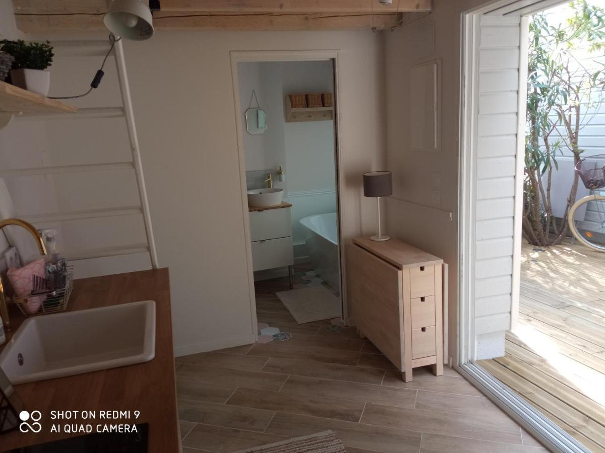 Charmant Logement T2 A 2 Pas De La Mer กรองวิลล์ ภายนอก รูปภาพ