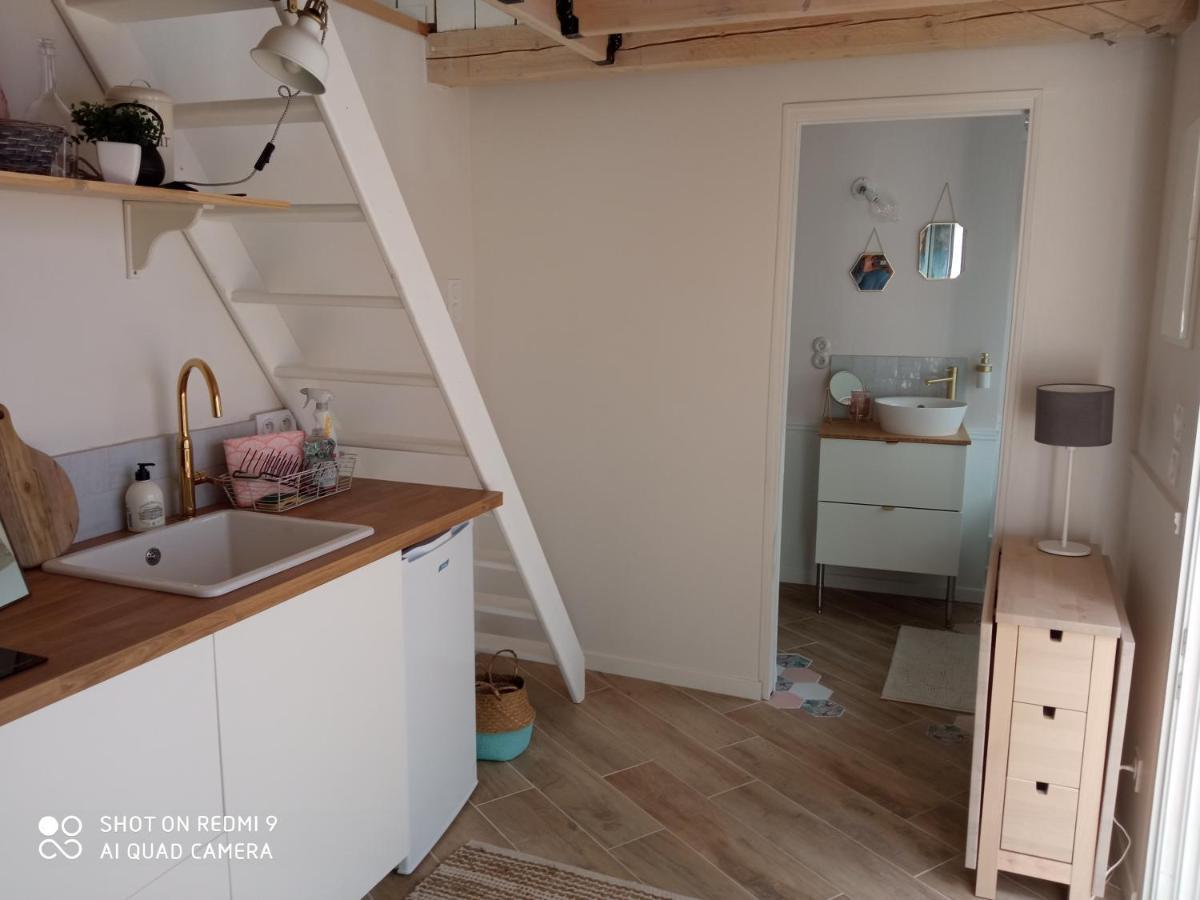 Charmant Logement T2 A 2 Pas De La Mer กรองวิลล์ ภายนอก รูปภาพ